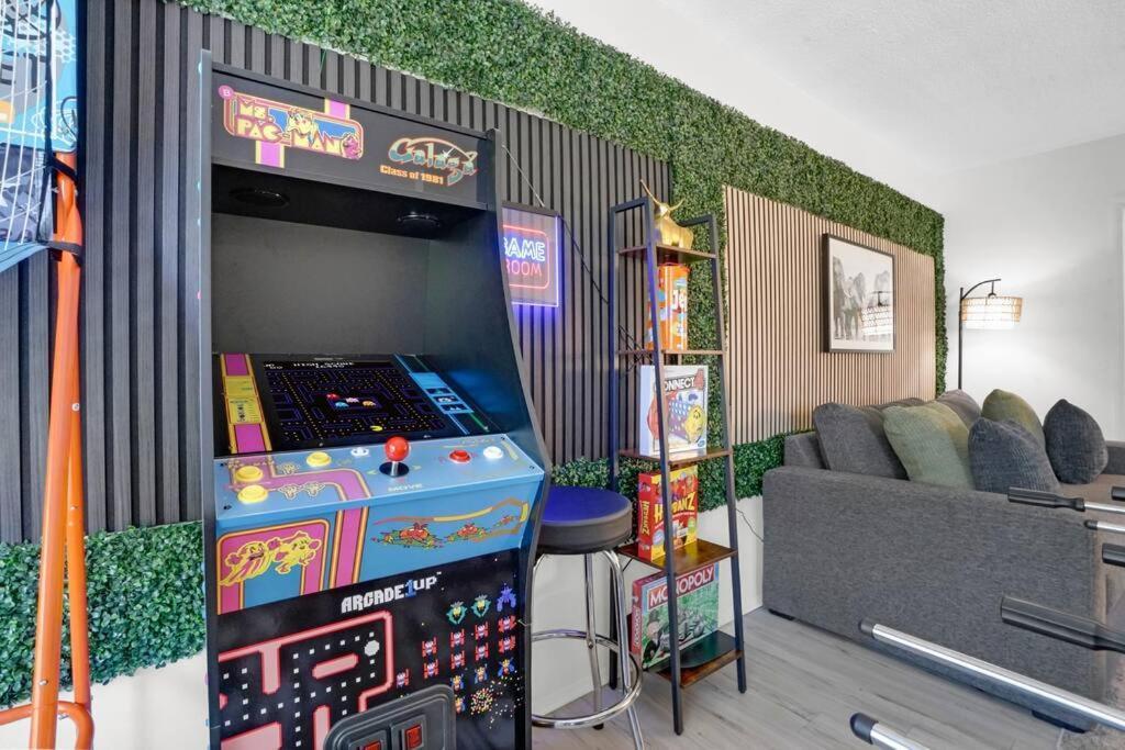 6Th Haven, Arcade, King Bed, Games, 1 Mile To Beaches Long Beach Exterior photo