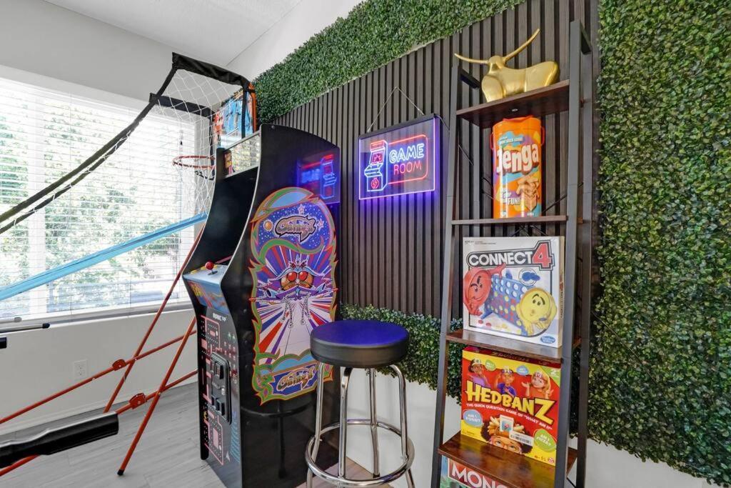 6Th Haven, Arcade, King Bed, Games, 1 Mile To Beaches Long Beach Exterior photo
